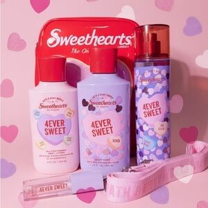 NWT 4EVER SWEET 5 pc Bath & Body Set w/ RARE sweethearts crossbody bag